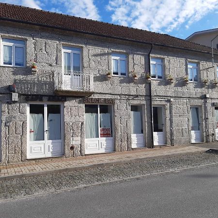 Отель Casa Araci Виейра-ду-Минью Экстерьер фото